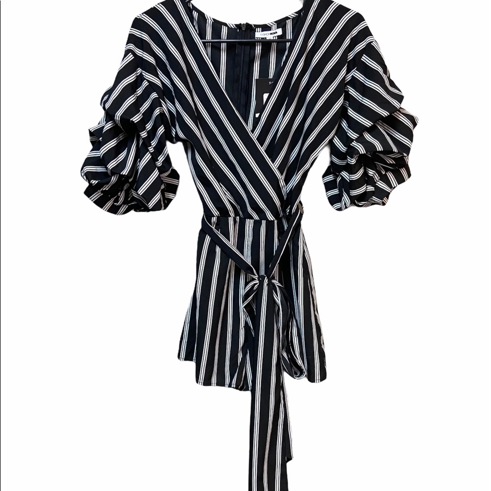 Fashion nova never looking back striped romper - Picture 4 of 7